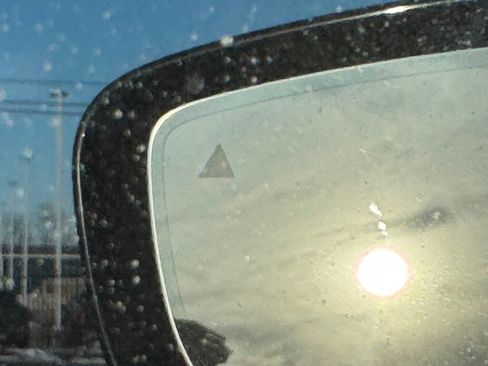 Used 2019 BMW 530i xDrive w/ M Sport Package image 25