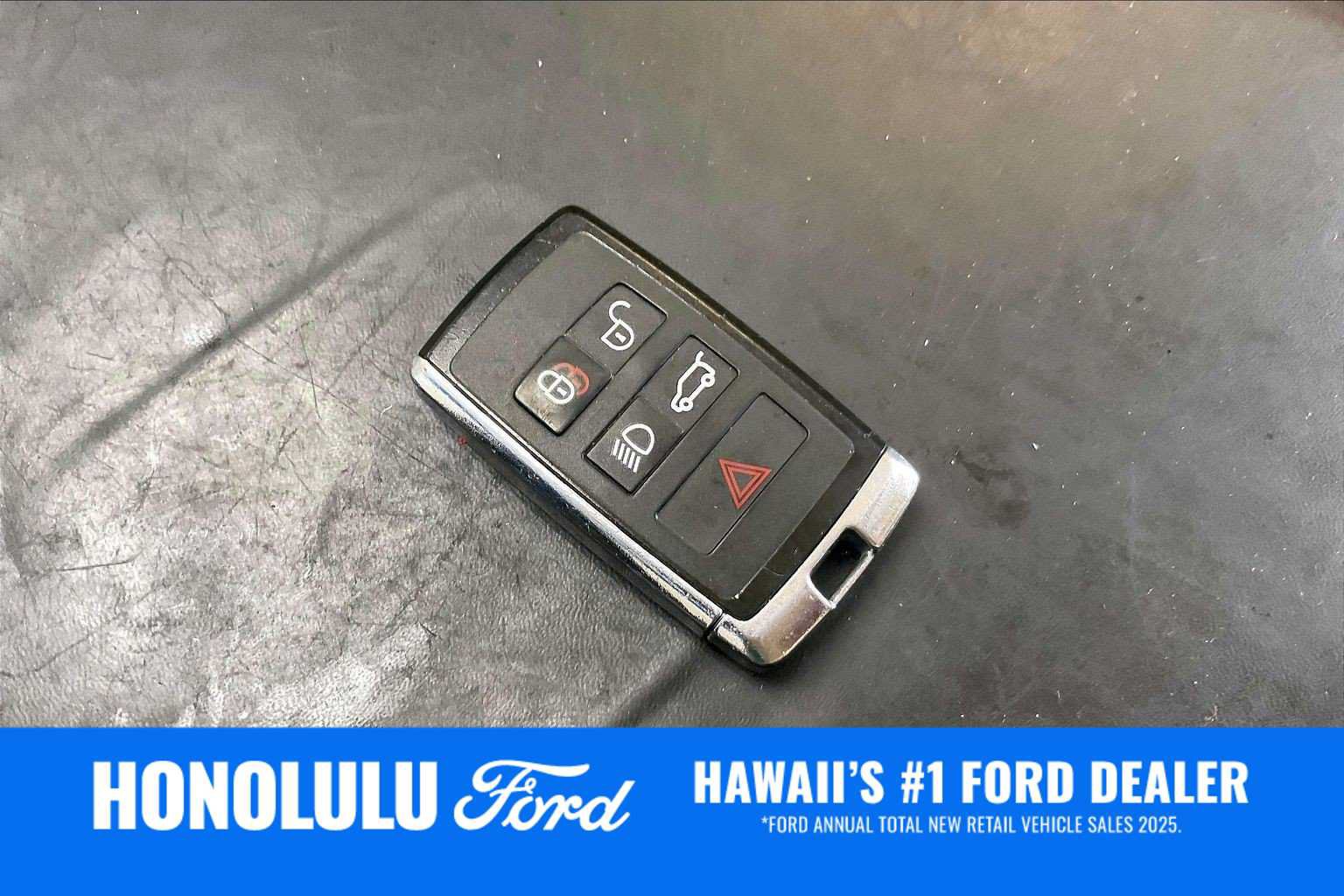 Used 2021 Land Rover Range Rover Evoque SE AWD/4WD image 18