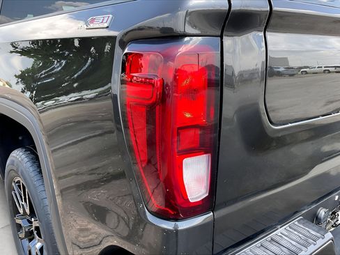 Used 2021 GMC Sierra 1500 Elevation w/ X31 Off-Road Package AWD/4WD image 20