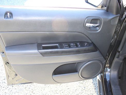 Used 2011 Jeep Patriot Latitude image 18