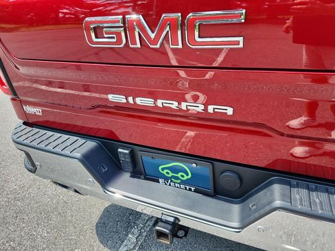 Certified 2024 GMC Sierra 1500 SLT w/ SLT Premium Plus Package AWD/4WD image 4