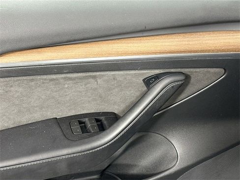 Used 2022 Tesla Model 3 Performance image 21
