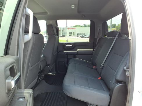 Used 2025 Chevrolet Silverado 2500 Custom w/ Custom Value Package AWD/4WD image 5