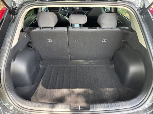 Used 2026 Kia Niro LX FWD image 31