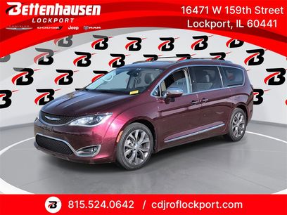 Certified 2018 Chrysler Pacifica Limited w/ Tire & Wheel Group