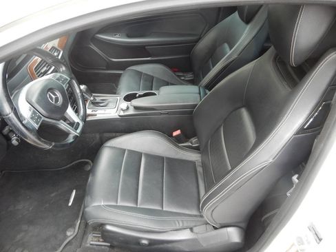 Used 2013 Mercedes-Benz C 250 Coupe image 2