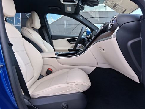 New 2026 Mercedes-Benz GLC 300 image 24