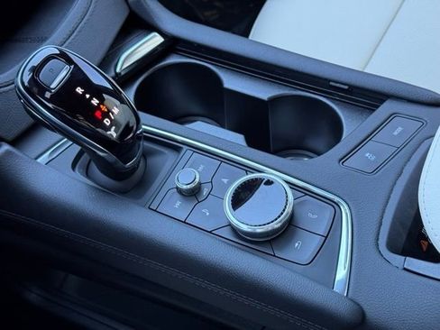 New 2025 Cadillac XT6 Sport w/ Technology Package image 31