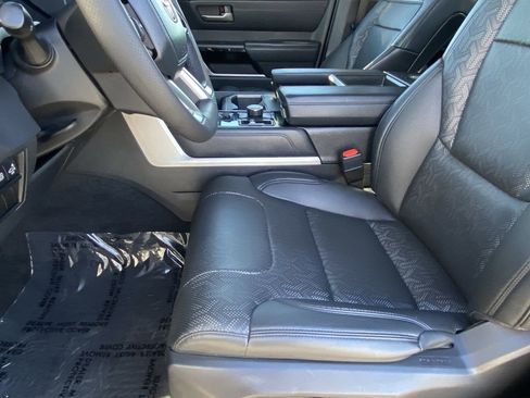 Used 2022 Toyota Tundra Limited image 22