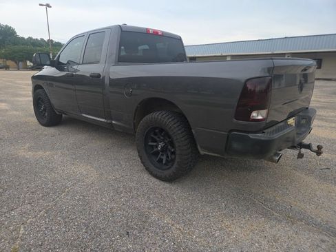 Used 2018 RAM 1500 Express RWD image 8