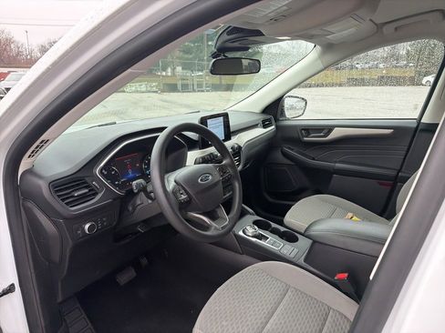 Used 2022 Ford Escape SE image 15