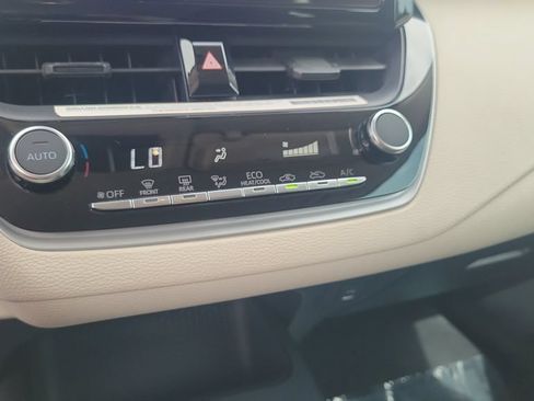 Certified 2024 Toyota Corolla LE FWD image 15