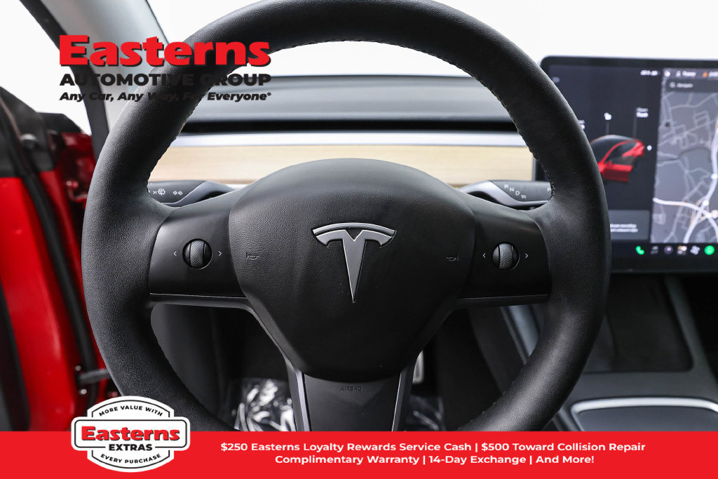 Used 2022 Tesla Model Y Performance AWD/4WD image 11