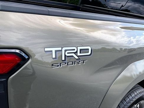 Used 2026 Toyota Tacoma TRD Sport w/ TRD Sport Upgrade Package AWD/4WD image 29