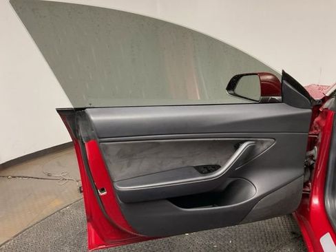 Used 2018 Tesla Model 3 Long Range image 11