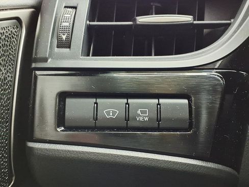 Used 2025 Lexus ES 300h w/ Luxury Package image 22