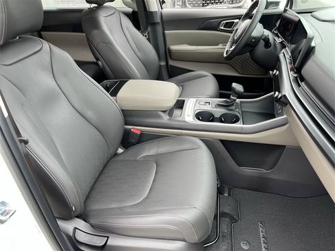 New 2026 Kia Carnival image 27