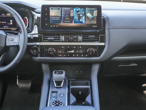 New 2026 Nissan Pathfinder SL AWD/4WD image 15