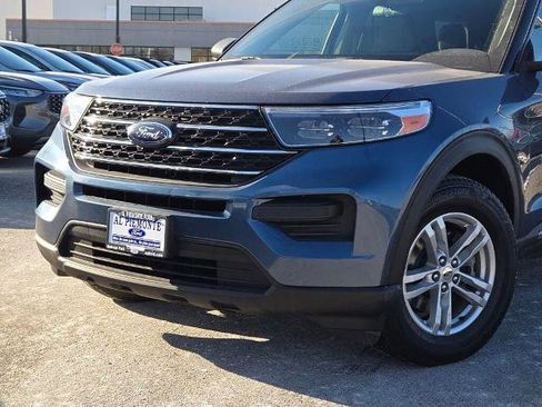 Certified 2020 Ford Explorer XLT image 2