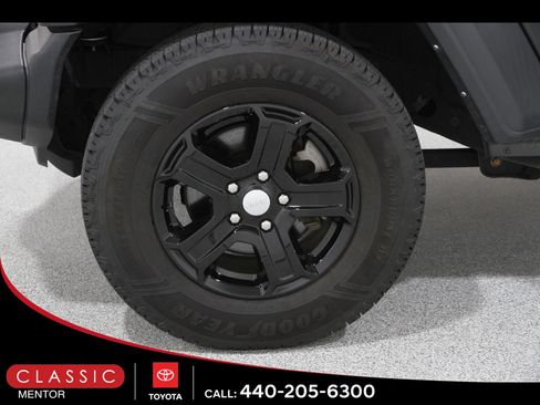Used 2021 Jeep Wrangler Sport S image 20