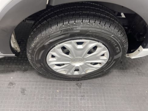 Used 2024 Ford Transit 350 XLT image 23