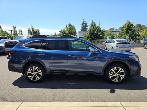 Used 2021 Subaru Outback Touring XT AWD/4WD image 6