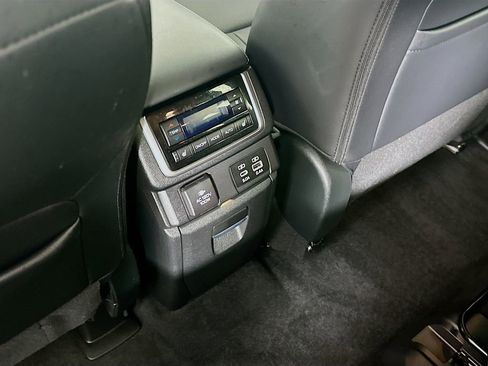 Certified 2024 Subaru Ascent Touring image 33