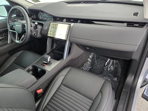 Certified 2025 Land Rover Discovery Sport S AWD/4WD image 18