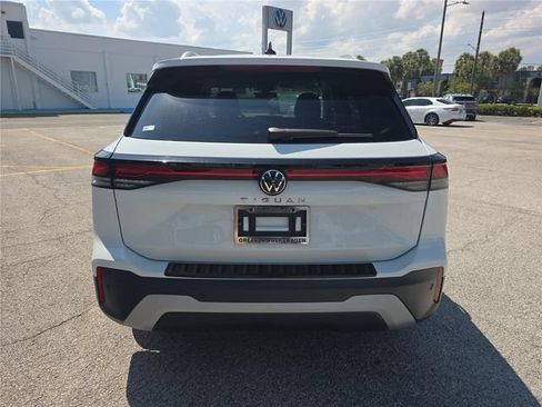 New 2026 Volkswagen Tiguan S FWD image 4