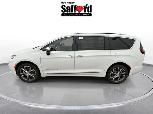 New 2026 Chrysler Pacifica Pinnacle AWD/4WD image 5