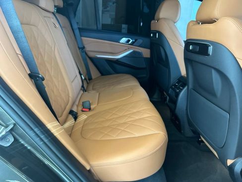 Used 2025 BMW X5 sDrive40i w/ M Sport Package RWD image 30