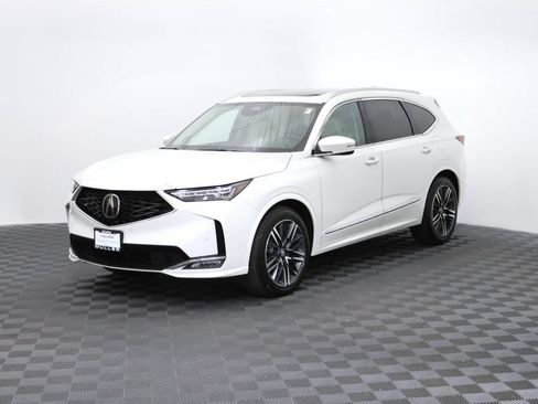 Certified 2026 Acura MDX SH-AWD w/ Advance Package image 5