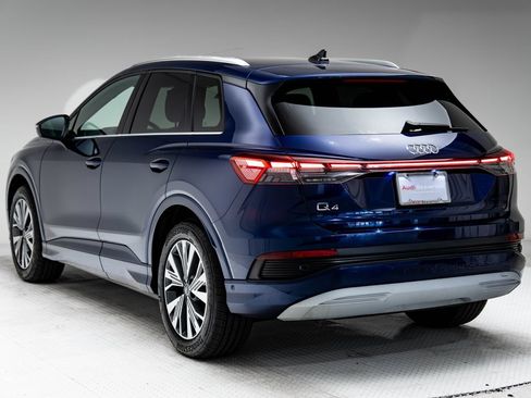 Used 2023 Audi Q4 e-tron Premium Plus RWD image 3