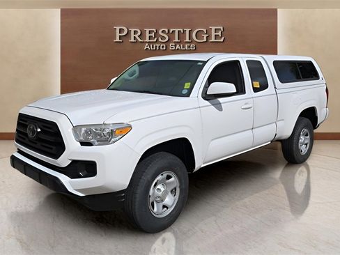 Used 2019 Toyota Tacoma SR image 6