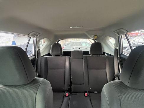 Used 2015 Toyota RAV4 LE AWD/4WD image 18