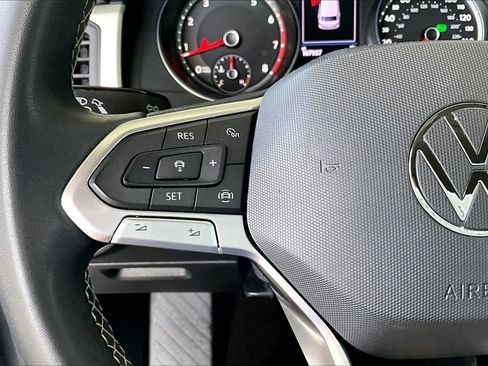 Used 2021 Volkswagen Atlas SE FWD image 23