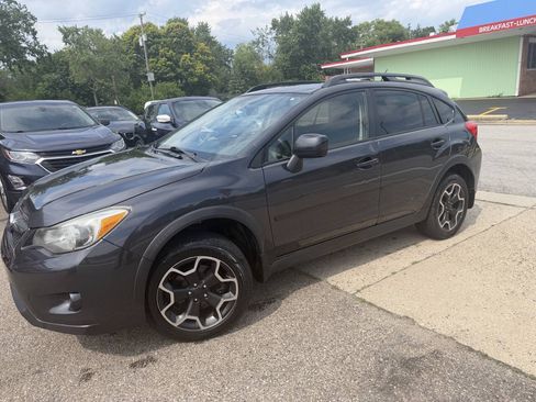 Used 2013 Subaru Crosstrek 2.0i Premium w/ Popular Pkg 2 AWD/4WD image 30