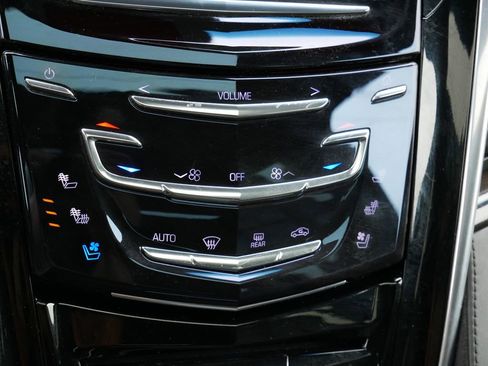 Used 2018 Cadillac Escalade ESV Platinum AWD/4WD image 25
