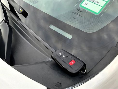 Used 2022 Toyota 4Runner TRD Off-Road Premium image 11