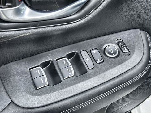 New 2026 Honda HR-V EX-L image 12