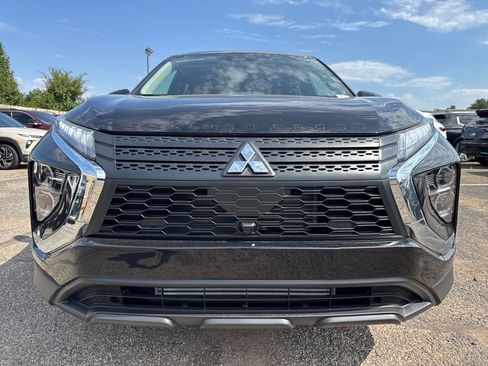 New 2026 Mitsubishi Eclipse Cross LE AWD/4WD image 2