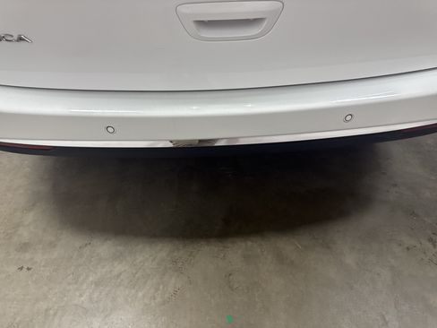 Used 2024 Chrysler Pacifica Touring-L FWD image 33