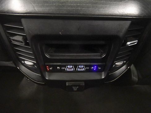 Used 2023 RAM 1500 Limited w/ Body Color Bumper Group image 16