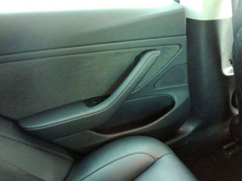 Used 2019 Tesla Model 3 Performance AWD/4WD image 29