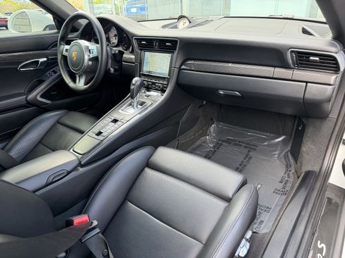 Certified 2015 Porsche 911 Turbo S image 15