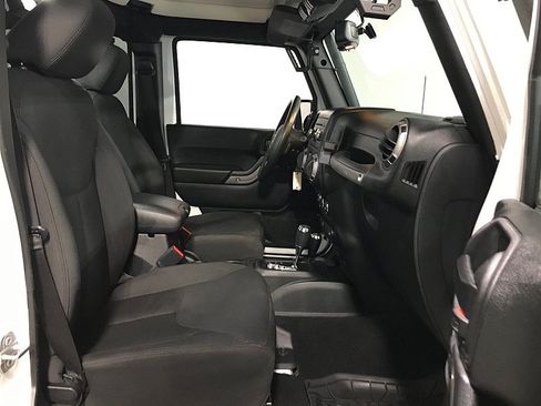 Used 2016 Jeep Wrangler Unlimited Sport w/ Quick Order Package 24S AWD/4WD image 14