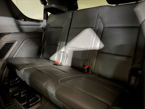 Used 2023 GMC Yukon Denali w/ LPO, Floor Liner Package AWD/4WD image 40