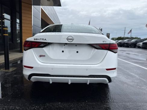 Used 2024 Nissan Sentra SV FWD image 25