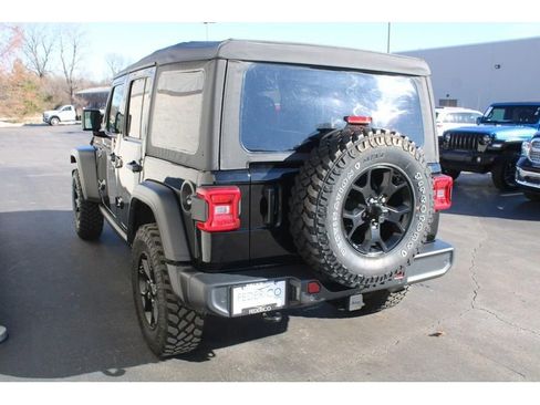 Used 2021 Jeep Wrangler Unlimited Sport image 6