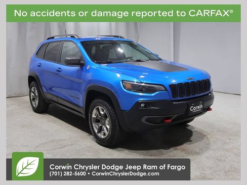 Used 2019 Jeep Cherokee Trailhawk AWD/4WD image 1